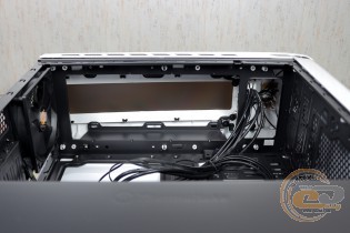 Thermaltake Versa C22 RGB Snow Edition