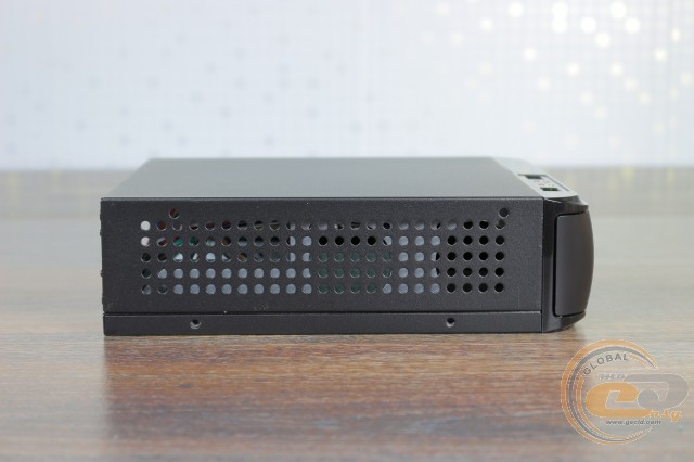 Vinga CS404B