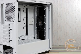 be quiet! Pure Base 500 Window White