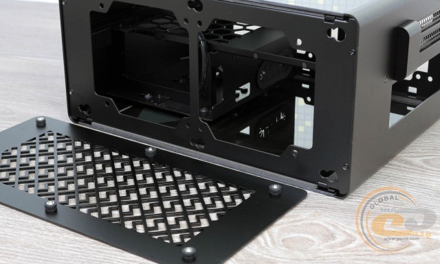 QUBE A4