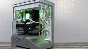 Обзор 1STPLAYER GM7: корпус-«аквариум» с углом обзора 270°