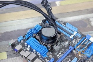 ASUS ROG RYUO 240