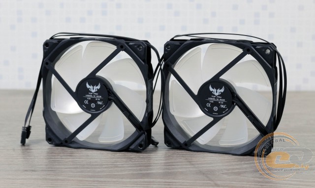ASUS TUF Gaming LC 240 RGB