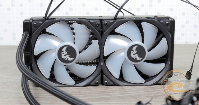 ASUS TUF Gaming LC 240 RGB