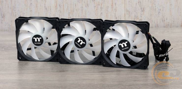 Thermaltake TH360 ARGB Sync