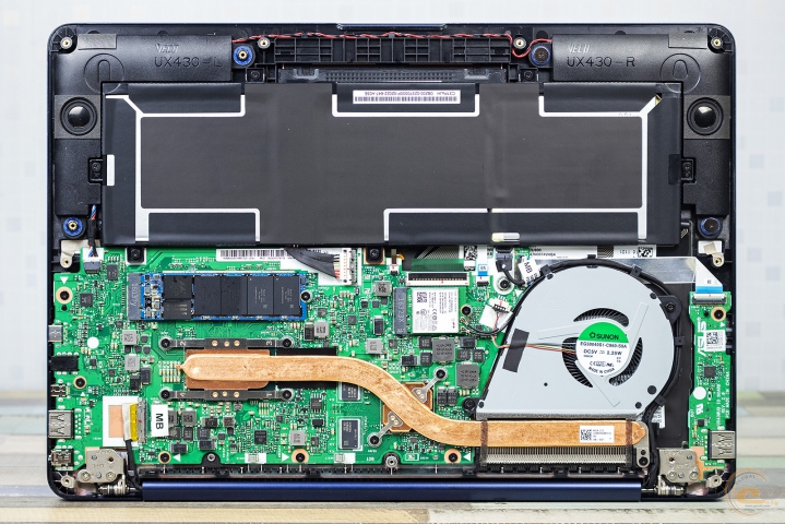 ASUS ZenBook UX430UQ-2