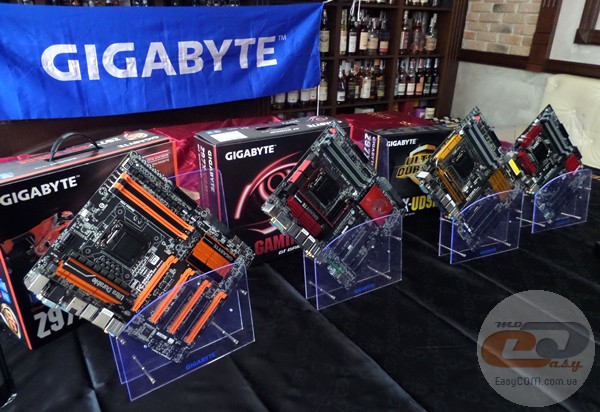 GIGABYTE 9