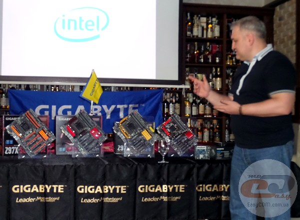 GIGABYTE 9