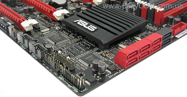 ASUS_Maximus_V_Formula_ThunderFX_packaging_arrangement