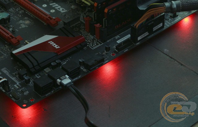 MSI Z170A TOMAHAWK