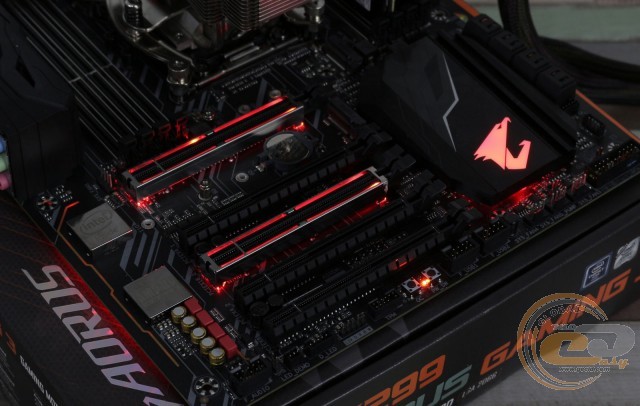 GIGABYTE X299 AORUS Gaming 3