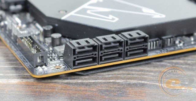 GIGABYTE Z490 AORUS MASTER