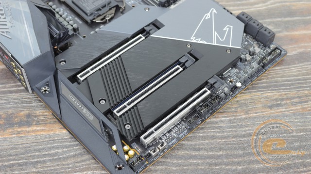 GIGABYTE Z490 AORUS MASTER