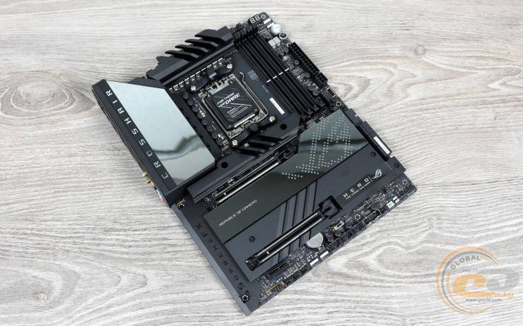 ASUS ROG CROSSHAIR X670E HERO