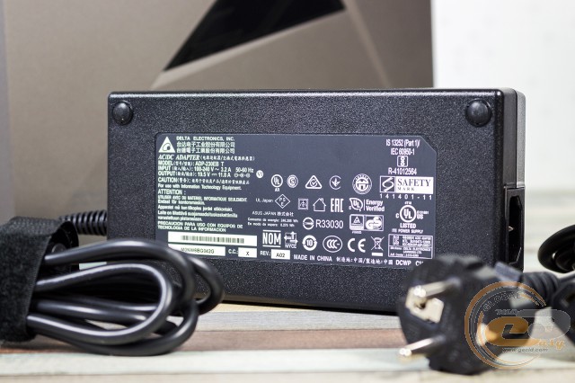 ASUS ROG GR8 II