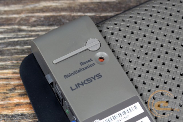 Linksys EA2700