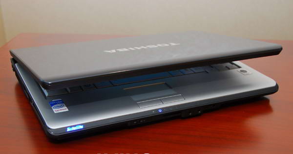 Новинка от компании Toshiba - Satellite M200 с 14,1 дюймовым дисплеем на платформе Santa Rosa
