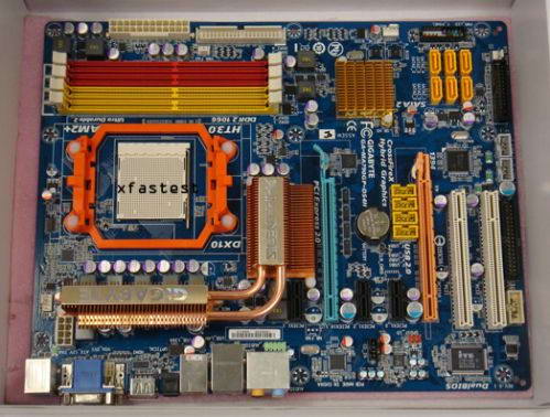 Gigabyte GA-MA79GP-DS4H