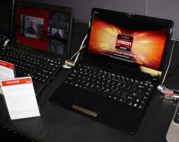 02_asus_eee_pc_1215b.jpg