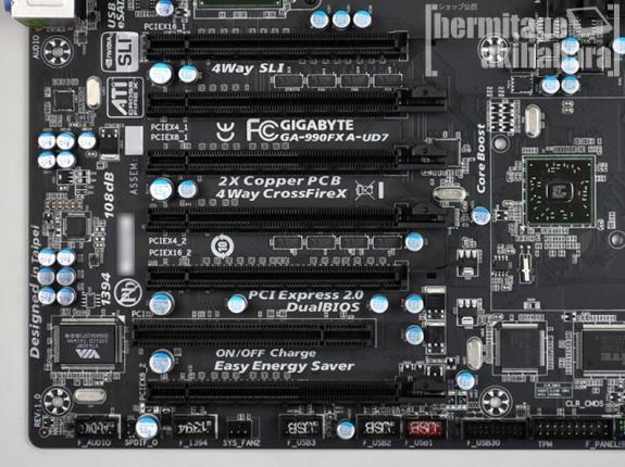 GIGABYTE GA-990FXA-UD7 