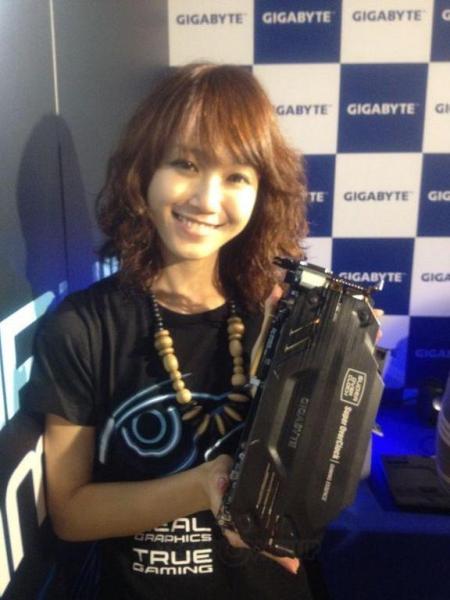 GIGABYTE GeForce GTX 680 SOC 