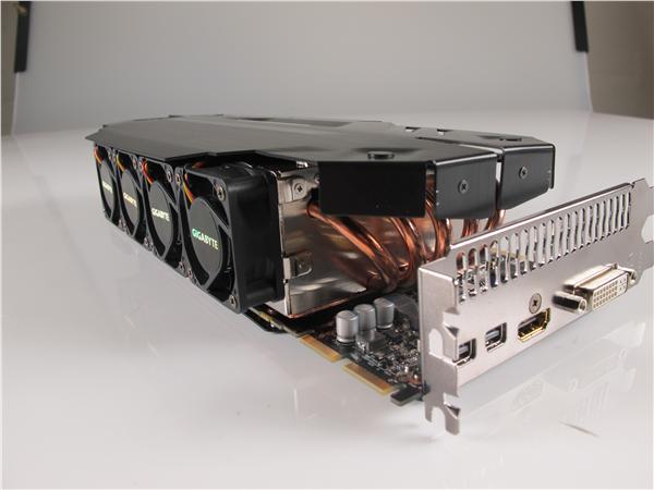 GIGABYTE Radeon HD 7970 SOC