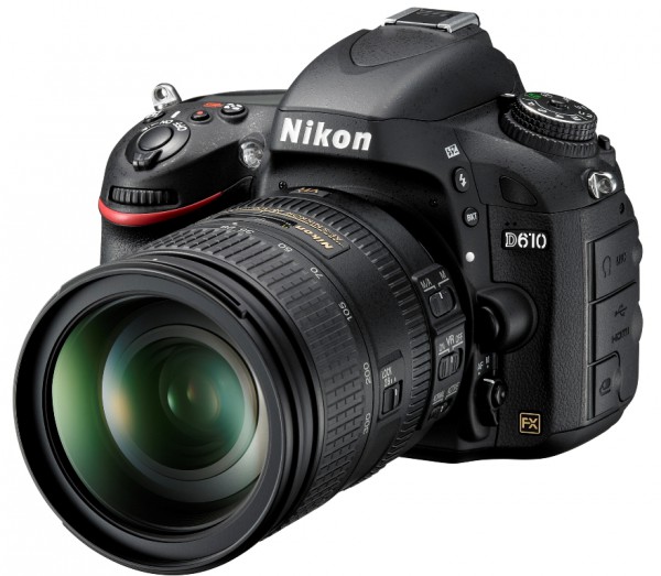 NIKON D610