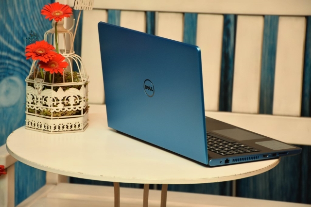 Dell Inspiron 5000