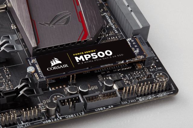 CORSAIR Force MP500