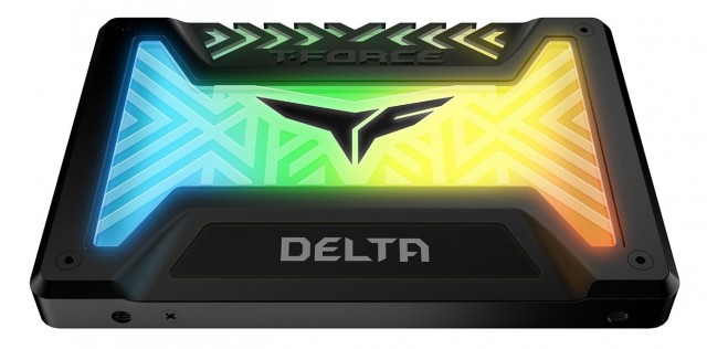 TEAMGROUP T-FORCE DELTA RGB SSD