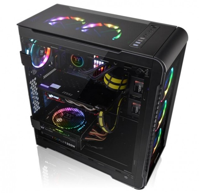 Thermaltake View 32 Tempered Glass RGB Edition