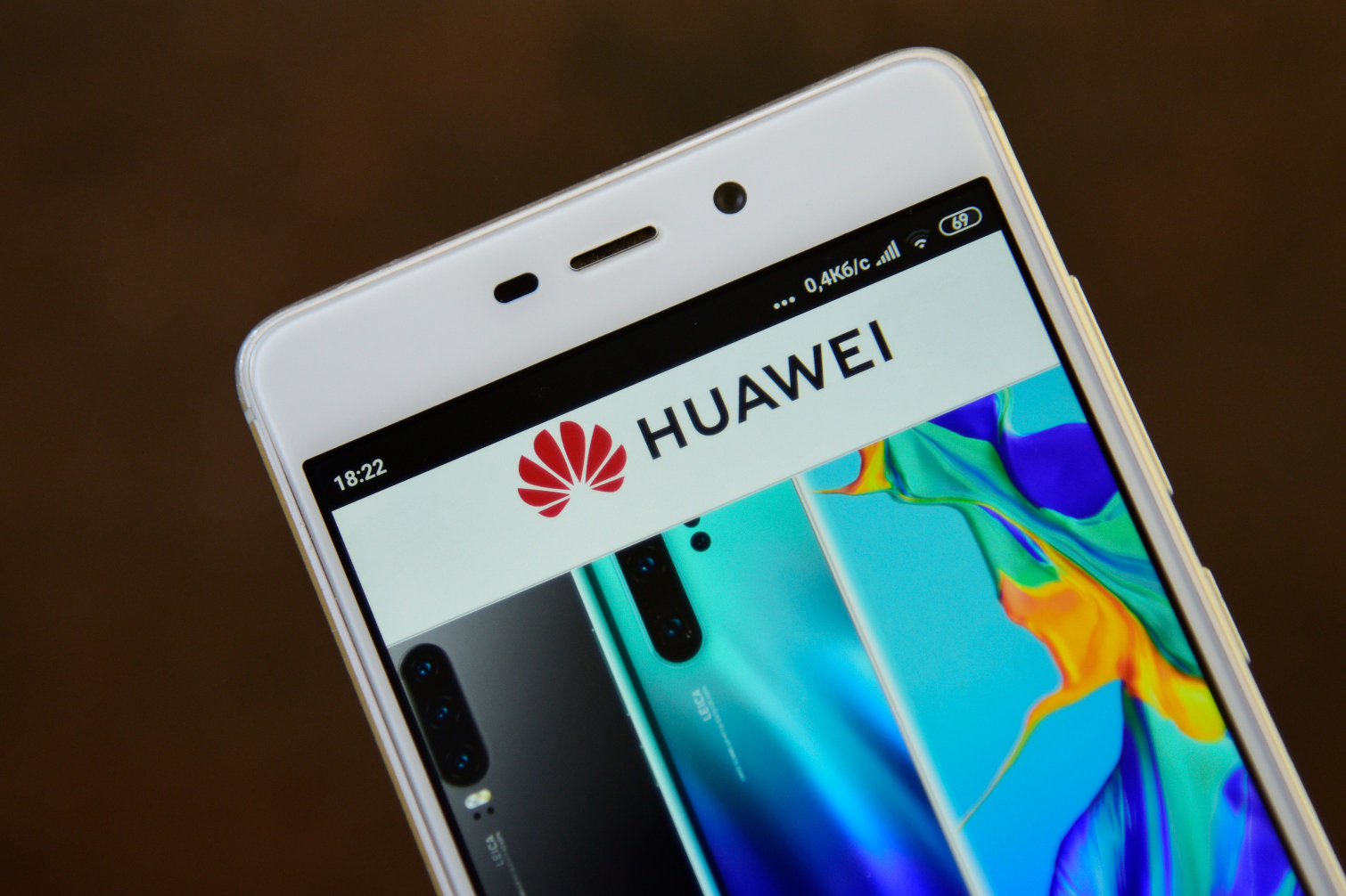 Хуавей поддерживает гугл. Хуавей device co. Huawei device co телефон. Huawei со всех сторон экран. Huawei device co Ltd 2018.