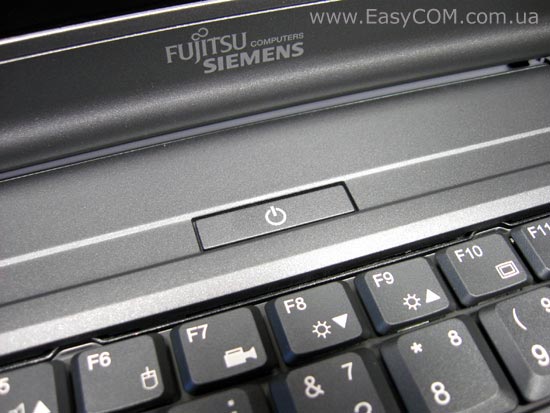 Fujitsu Siemens ESPRIMO Mobile V5555