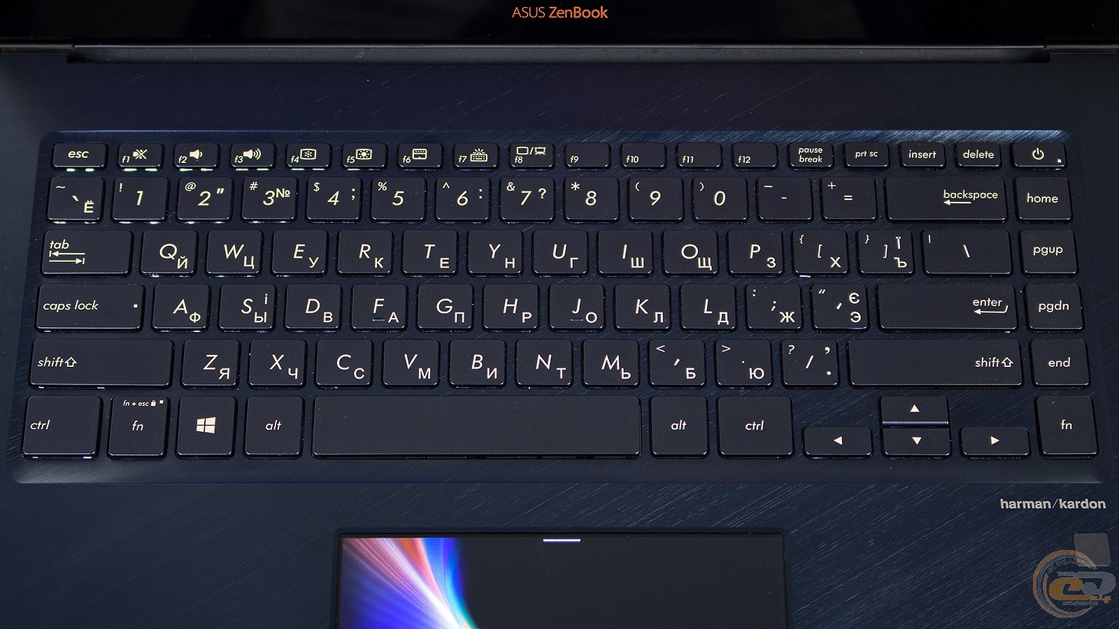Как включить asus zenbook. Ноутбук ASUS ZENBOOK Pro 15 ux580ge. Клавиатура у ноутбука ASUS ZENBOOK 15. Как включить калькулятор на асус зенбук. Как сделать скрин на асус зенбук.