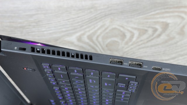 ASUS ROG Zephyrus S GX502