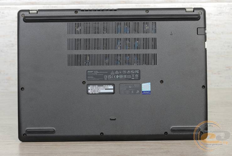 Acer TravelMate P2