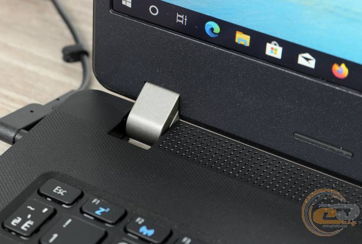 Acer TravelMate P2