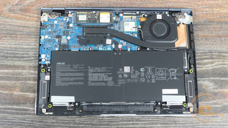 ASUS ZenBook 14X OLED