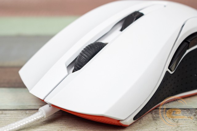 ASUS Cerberus Arctic Mouse