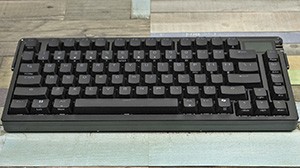 Обзор ASUS ROG Azoth Extreme: премиальная игровая клавиатура