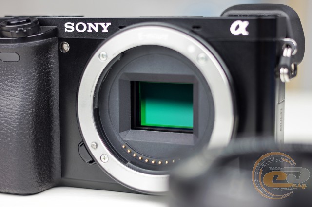 Sony α6000 (ILCE-6000L)