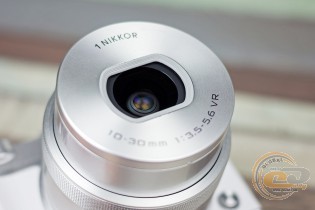 Nikon 1 J5