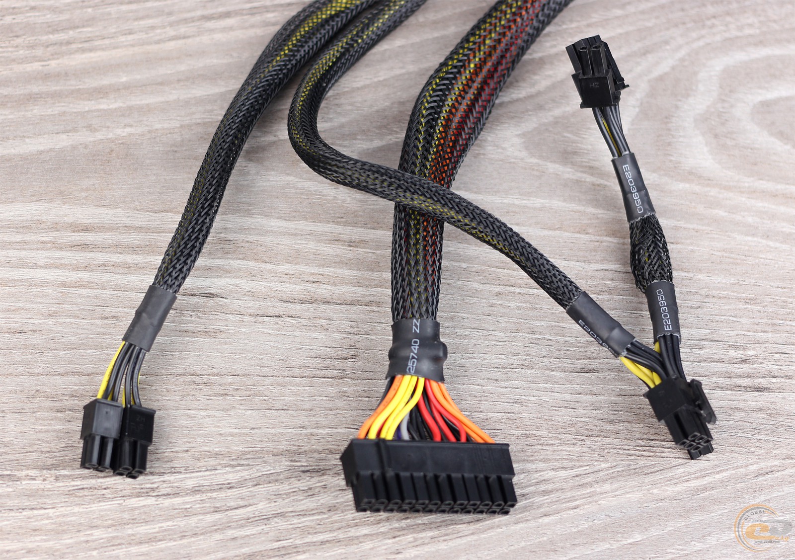 Модульные кабели питания. Seasonic GC-650 провода. Провода блока питания ПК. Оплетка проводов блока питания. Тканевые кабеля для БП.