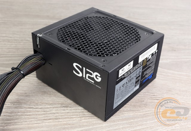 Seasonic S12G-550 (Seasonic SSR-550RT)