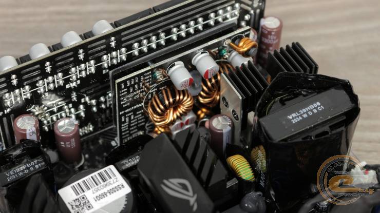 ASUS ROG Strix 550W Gold