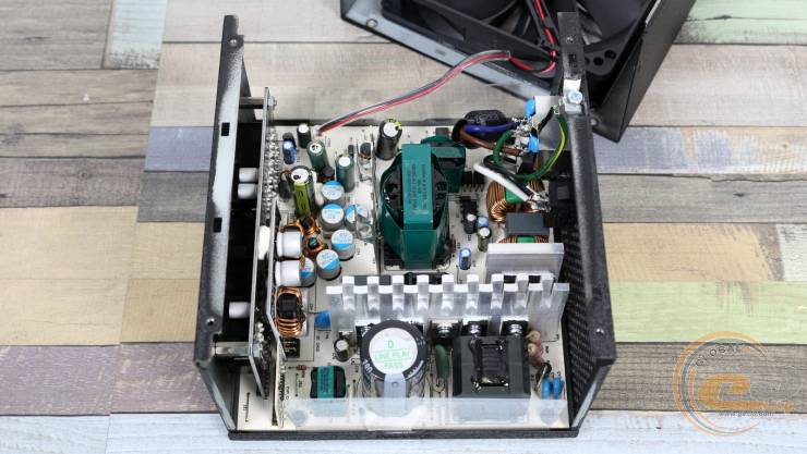 CHIEFTRONIC 750W BDK-750FC