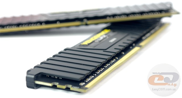 DDR4-2800 Corsair Vengeance LPX CMK16GX4M4A2800C16