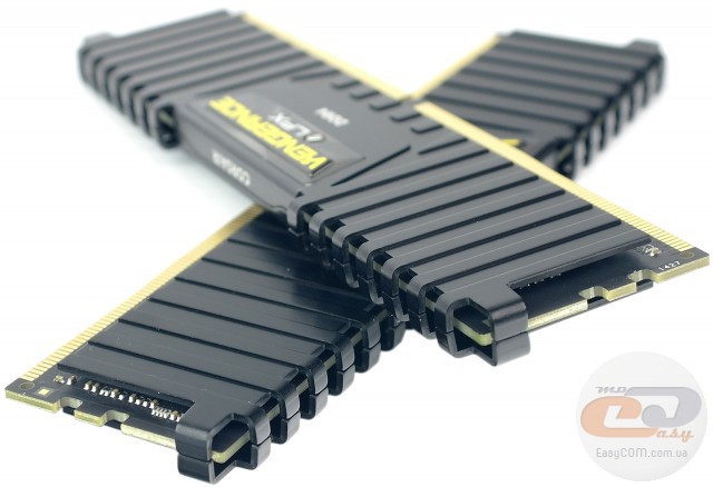 DDR4-2800 Corsair Vengeance LPX CMK16GX4M4A2800C16