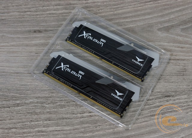 DDR4-3600 TEAMGROUP T-FORCE XCALIBUR RGB