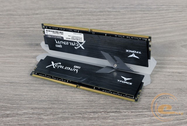 DDR4-3600 TEAMGROUP T-FORCE XCALIBUR RGB